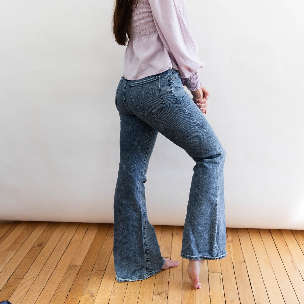 A&F The Flare Ultra High Rise